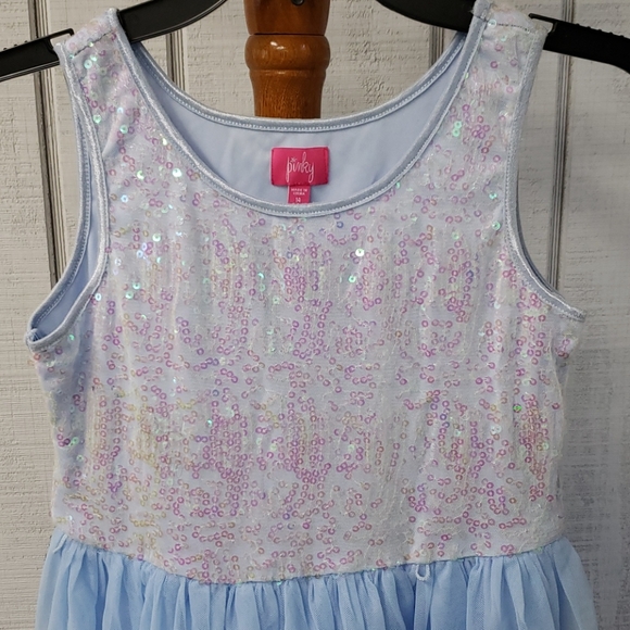 Pinky girls dress. - Picture 2 of 4